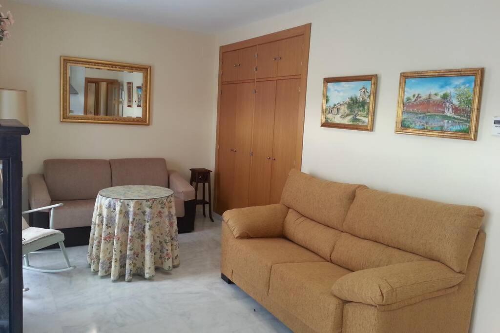 Alleanza, Puerta A Santa Cruz Σεβίλλη Εξωτερικό φωτογραφία